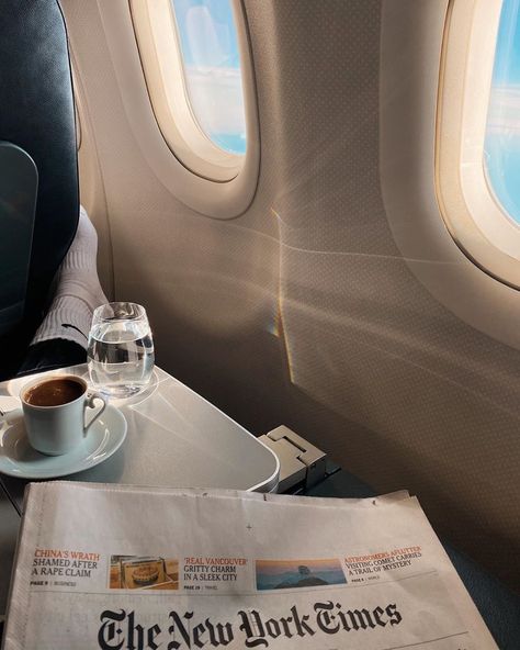 airplane travel on coffee hacks｜TikTok Search
